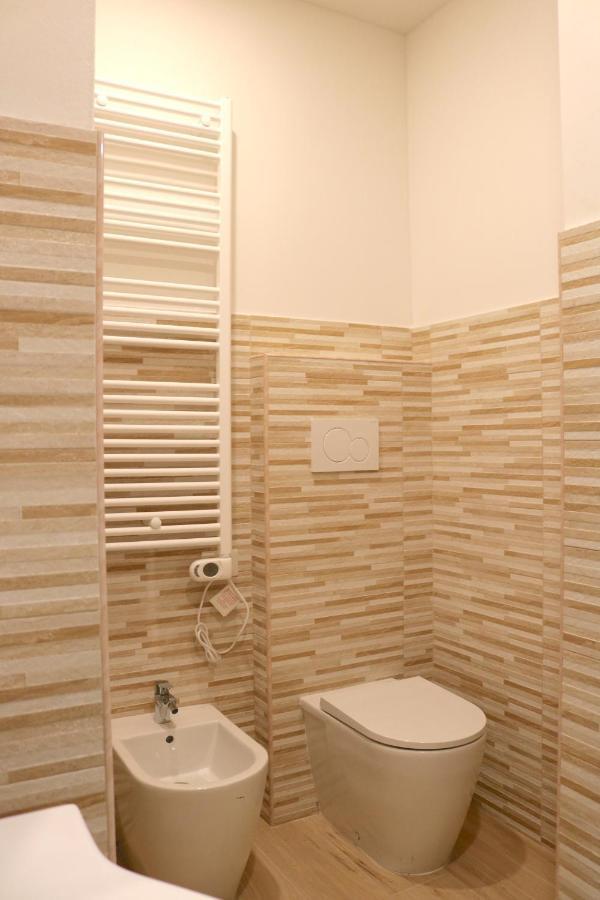 Portello Double Rooms Flat - 3 People Mediolan Zewnętrze zdjęcie